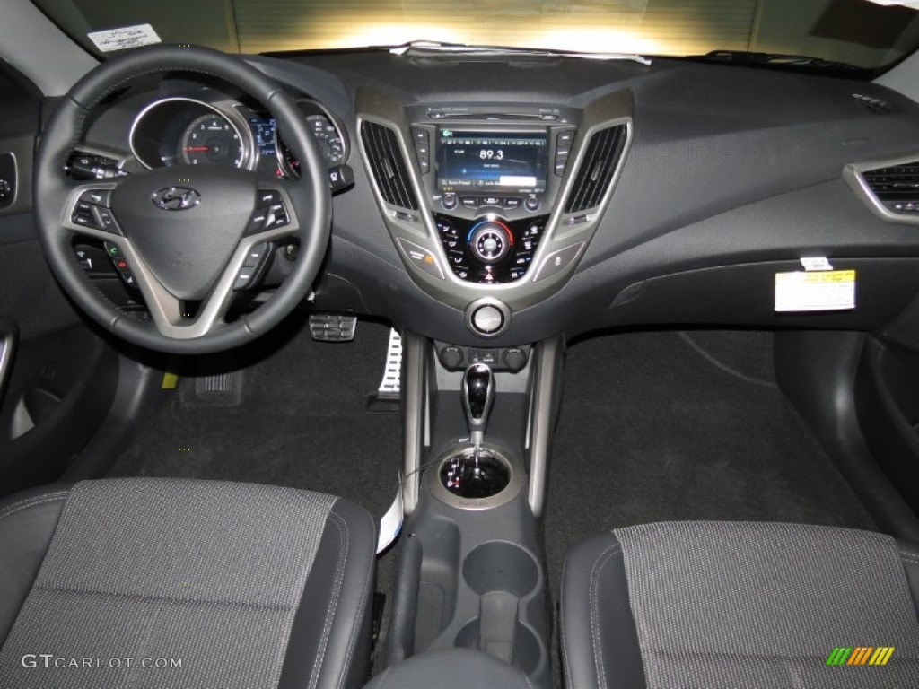 2013 Hyundai Veloster Standard Veloster Model Black Dashboard Photo #81137340