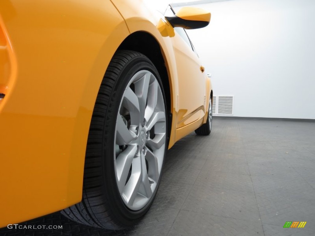 2013 Veloster  - 26.2 Yellow / Black photo #6