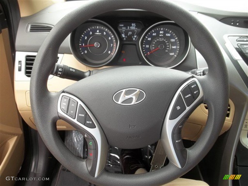 2011 Hyundai Elantra GLS Steering Wheel Photos