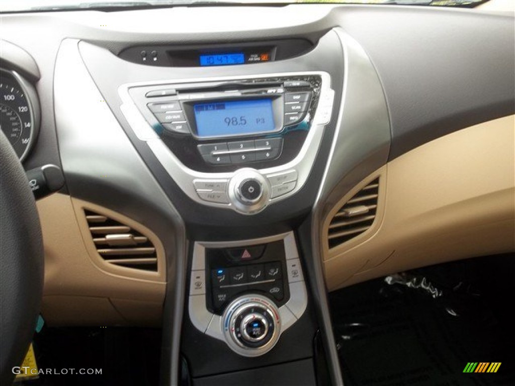 2011 Hyundai Elantra GLS Controls Photo #81138888