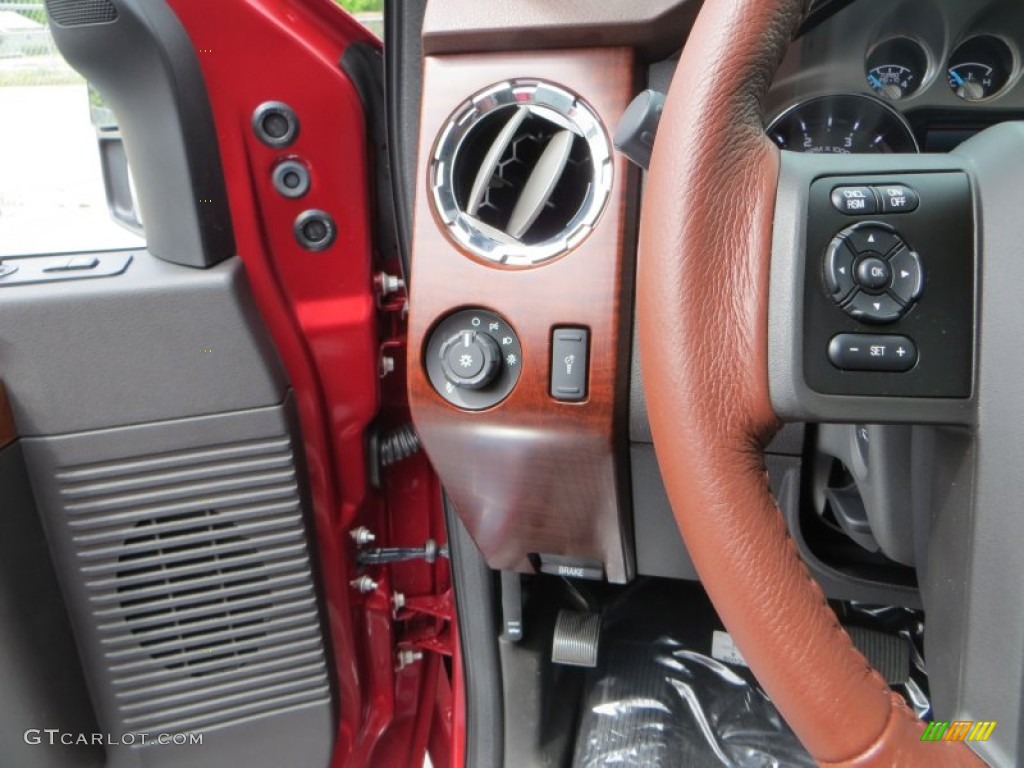 2013 Ford F250 Super Duty King Ranch Crew Cab 4x4 Controls Photo #81141855