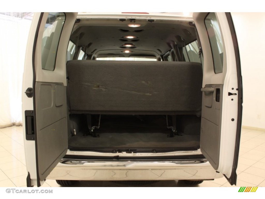 2007 E Series Van E350 Super Duty XLT Passenger - Oxford White / Medium Flint Grey photo #12