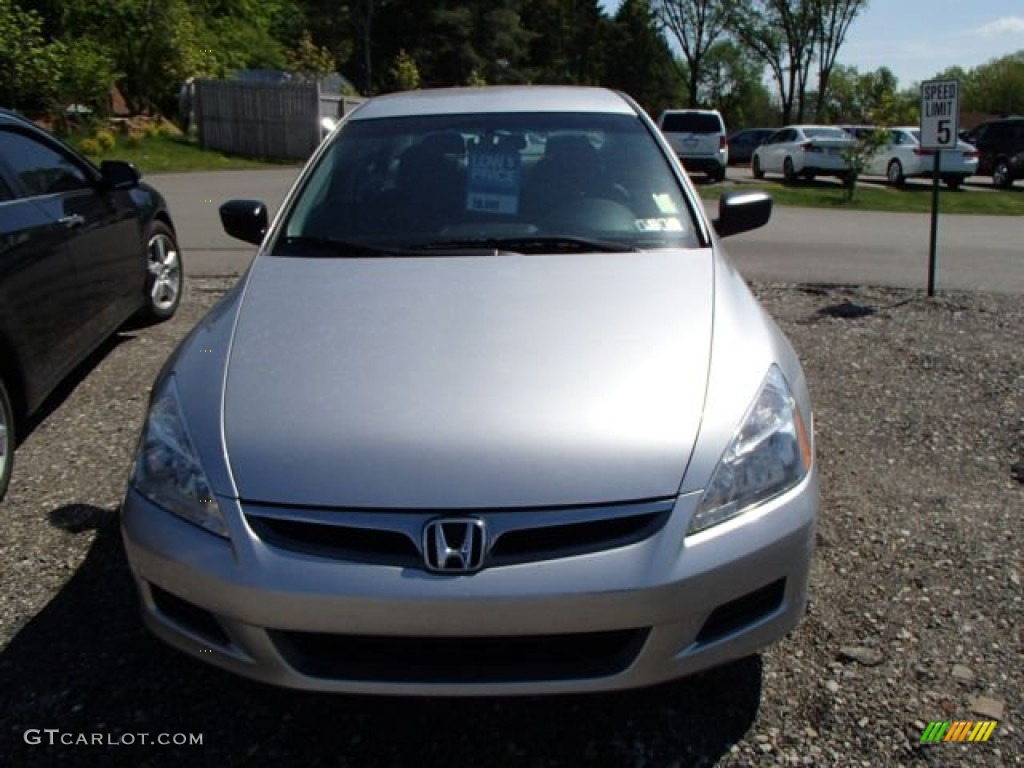 2006 Accord Value Package Sedan - Alabaster Silver Metallic / Gray photo #2