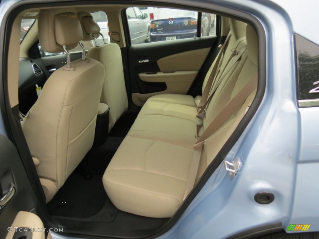 Black/Light Frost Beige Interior 2013 Chrysler 200 LX Sedan Photo #81143664