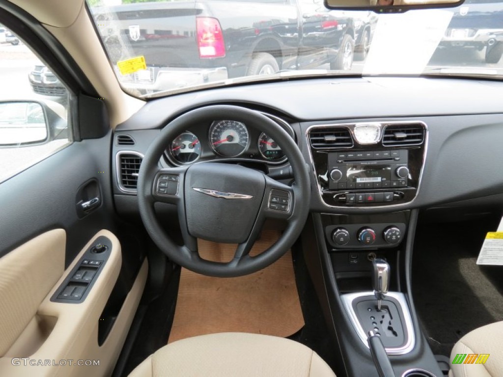 2013 200 LX Sedan - Cashmere Pearl / Black/Light Frost Beige photo #8