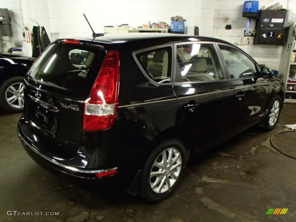 2009 Elantra Touring - Black Pearl / Black photo #3