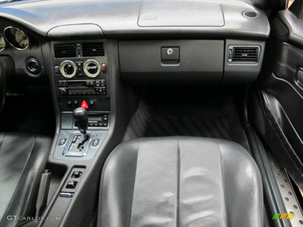 1998 Mercedes-Benz SLK 230 Kompressor Roadster Charcoal Dashboard Photo #81145477