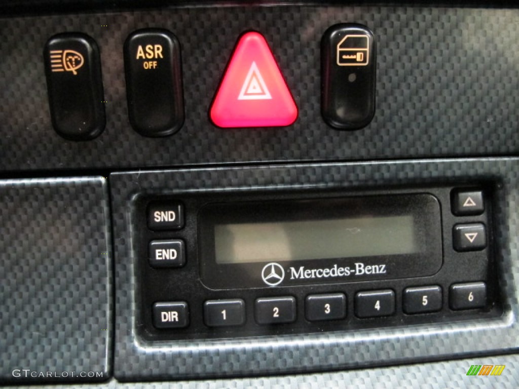 1998 Mercedes-Benz SLK 230 Kompressor Roadster Controls Photo #81145581
