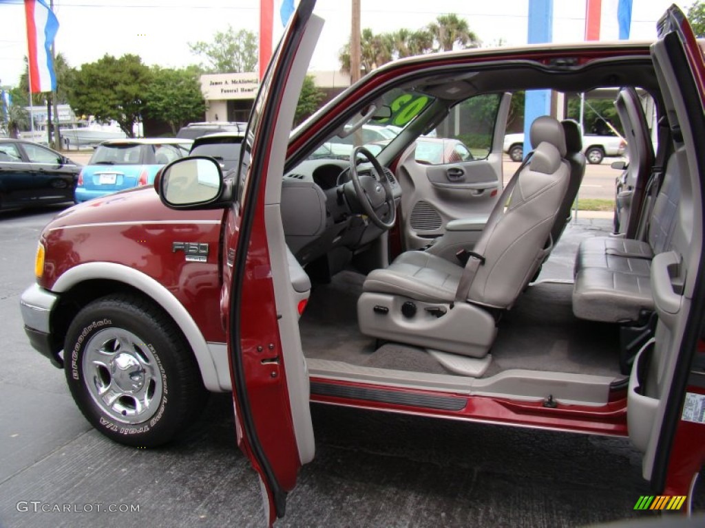 2003 F150 Lariat SuperCab - Burgundy Red Metallic / Medium Graphite Grey photo #11