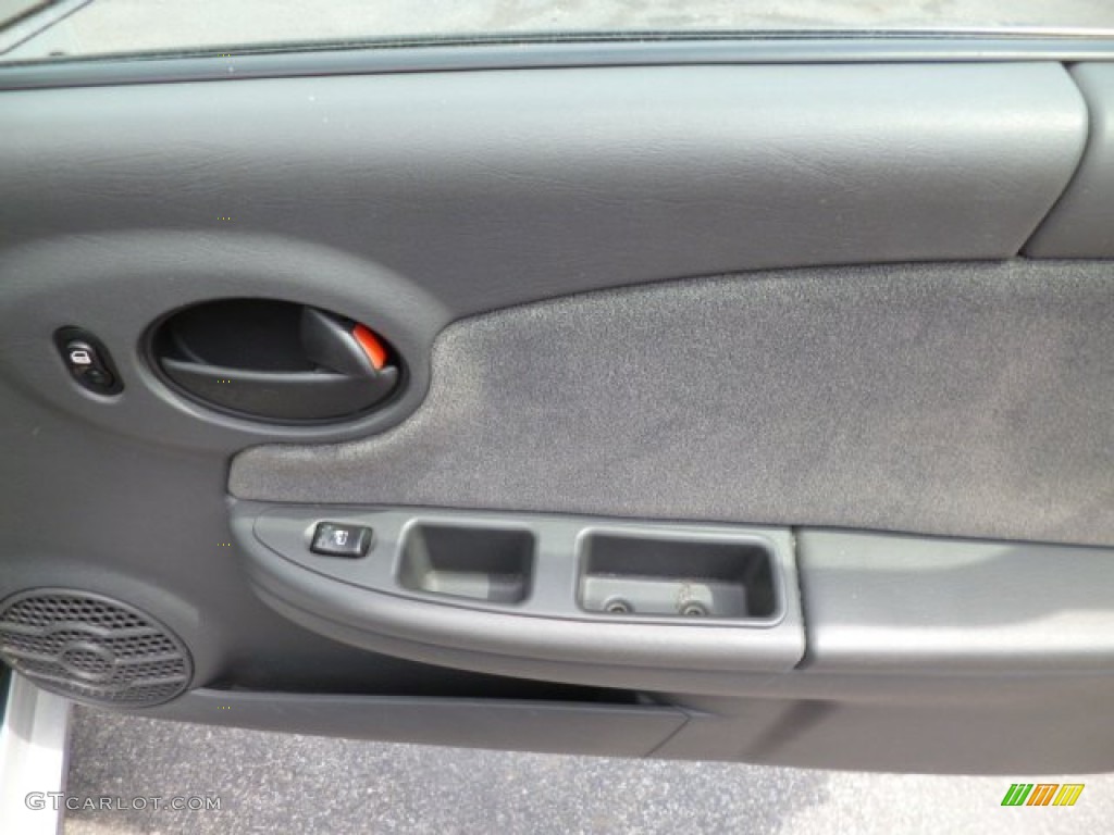 2003 Saturn ION 3 Quad Coupe Gray Door Panel Photo #81147495