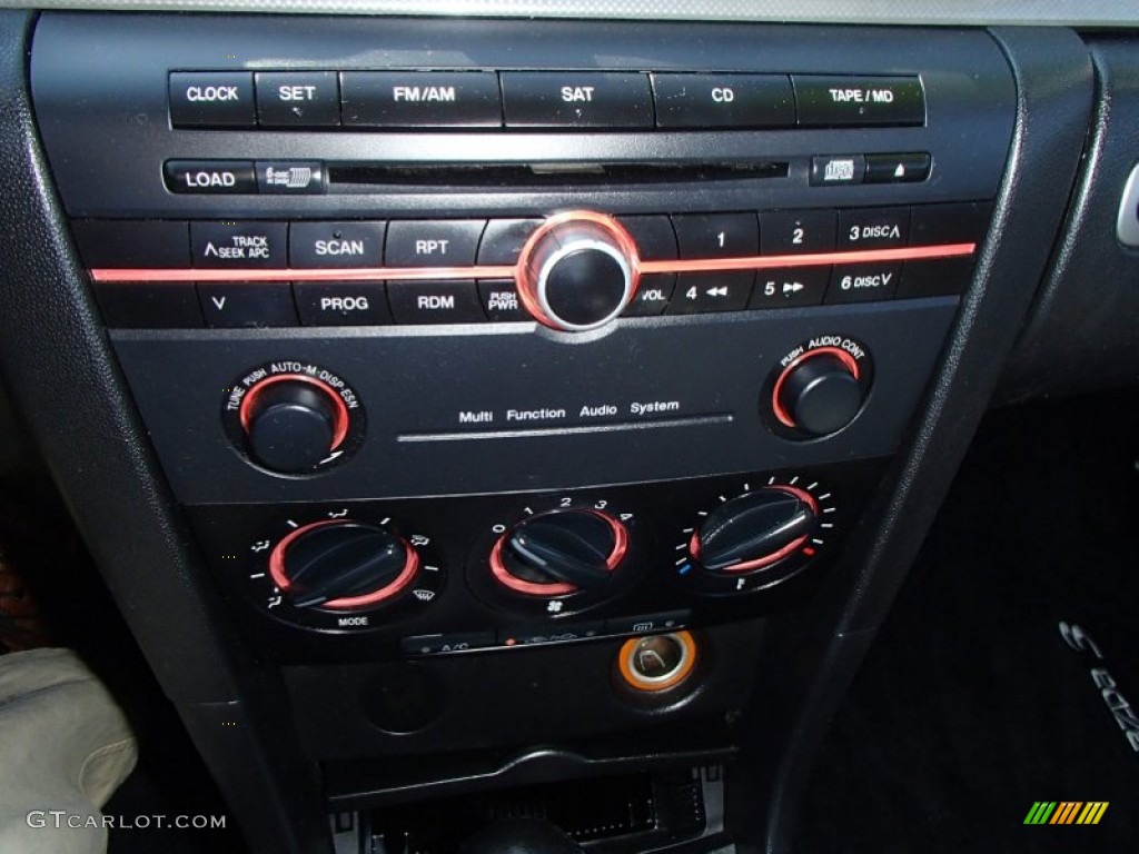 2005 Mazda MAZDA3 s Hatchback Controls Photos
