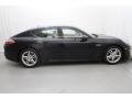 Black - Panamera V6 Photo No. 2