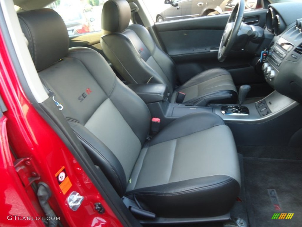 2005 Altima 3.5 SE-R - Code Red / SE-R Charcoal photo #22