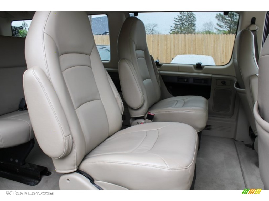 Medium Pebble Interior 2008 Ford E Series Van E150 XLT Passenger Photo #81151217