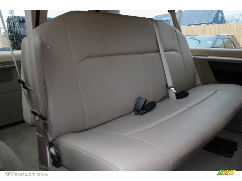 2008 Ford E Series Van E150 XLT Passenger Rear Seat Photo #81151240