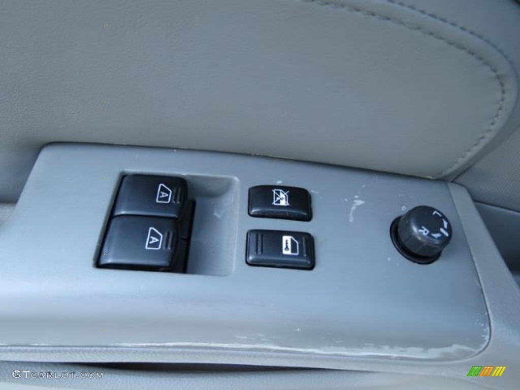 2006 Nissan 350Z Touring Roadster Controls Photo #81152505