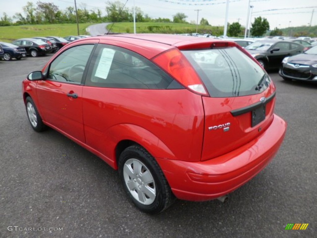 Infra-Red 2007 Ford Focus ZX3 SE Coupe Exterior Photo #81153276