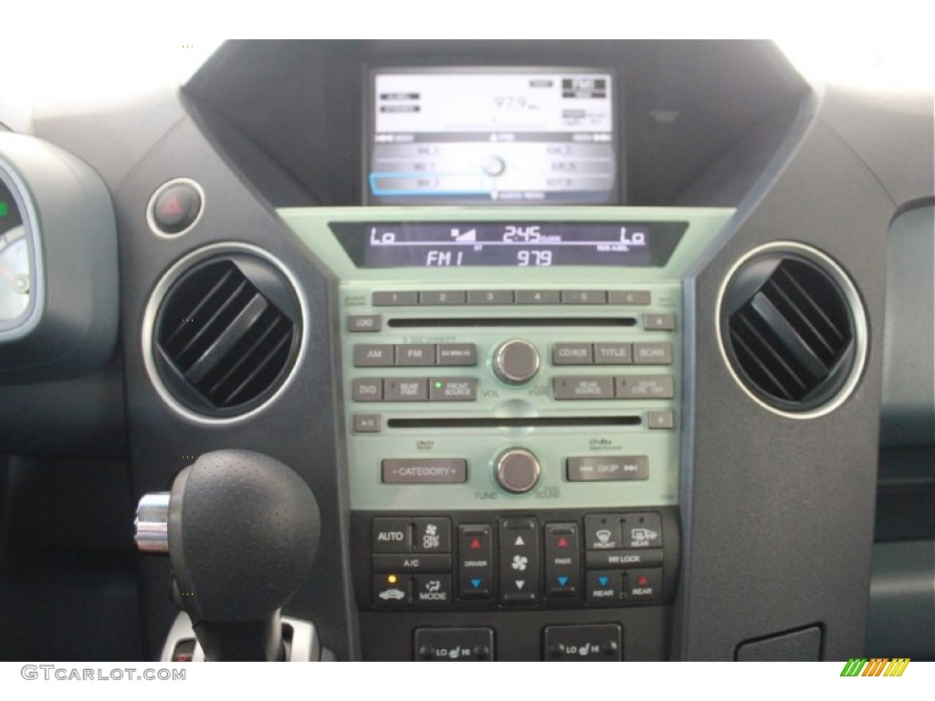 2009 Pilot Touring - Taffeta White / Black photo #14