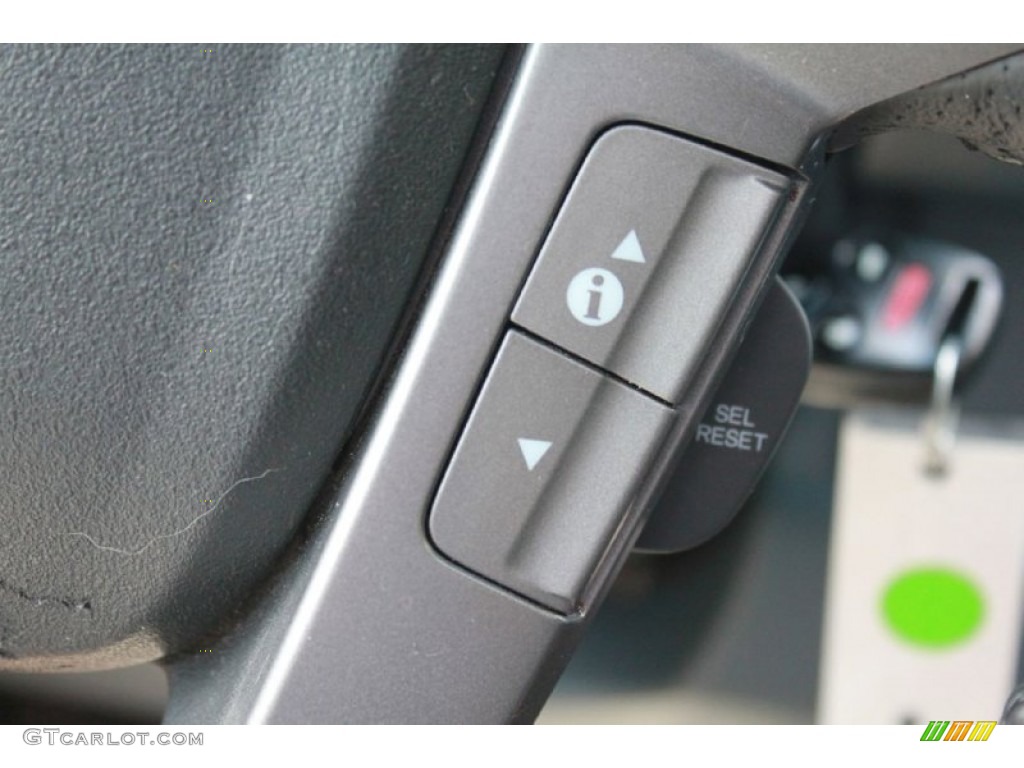 2009 Pilot Touring - Taffeta White / Black photo #26