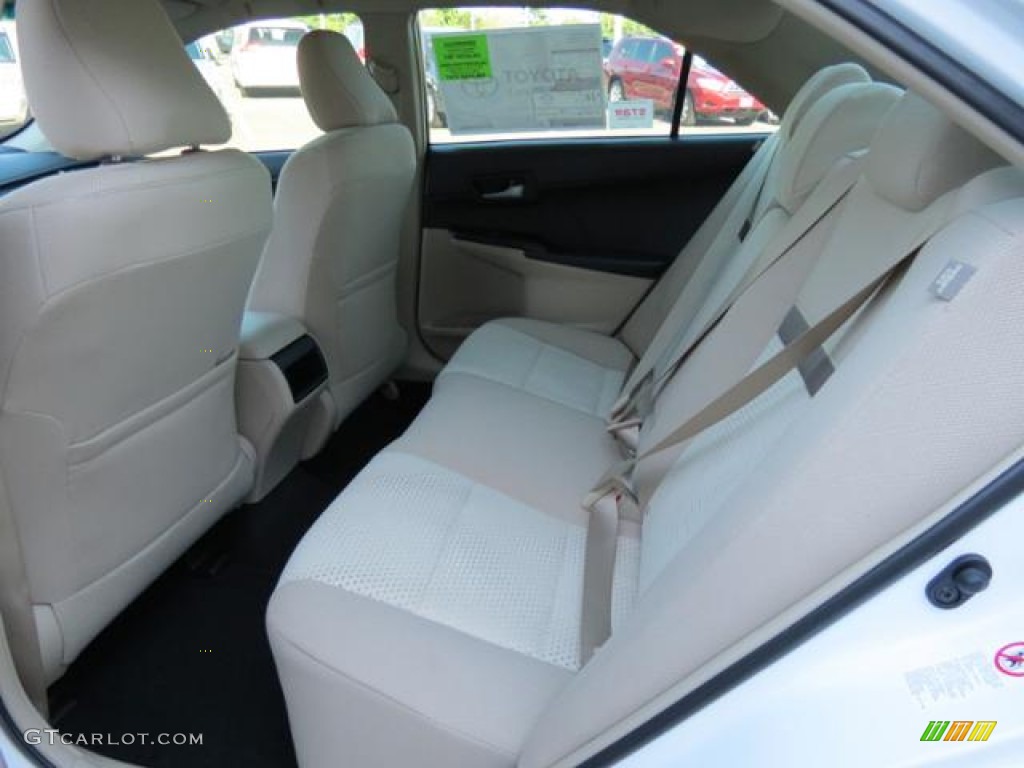 2013 Camry L - Super White / Ivory photo #5