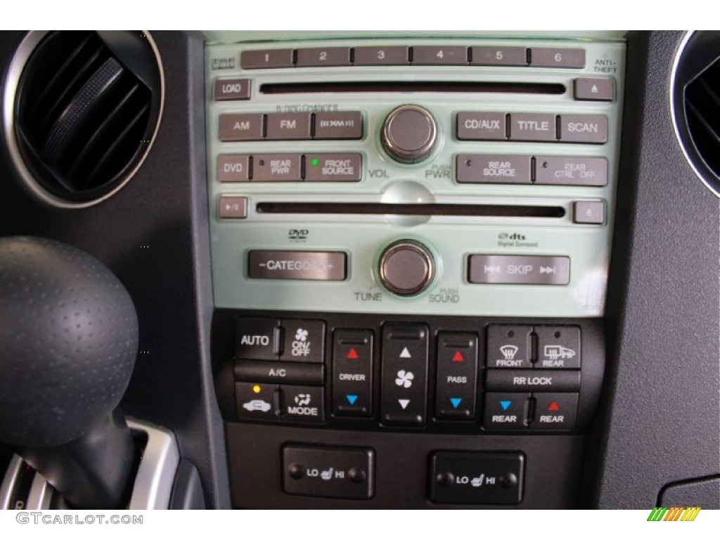 2009 Pilot Touring - Taffeta White / Black photo #32