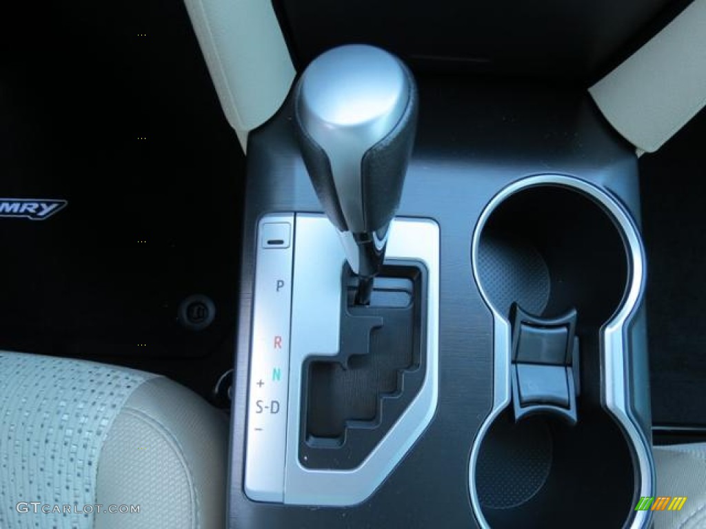 2013 Camry L - Super White / Ivory photo #12