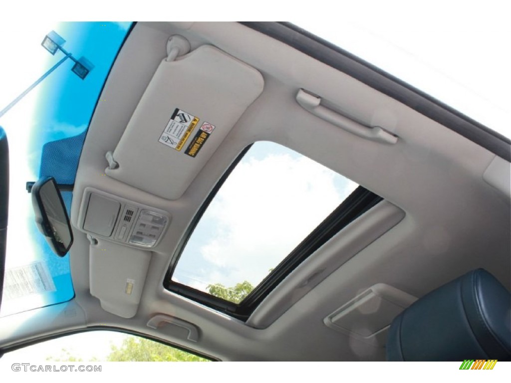 2009 Pilot Touring - Taffeta White / Black photo #36