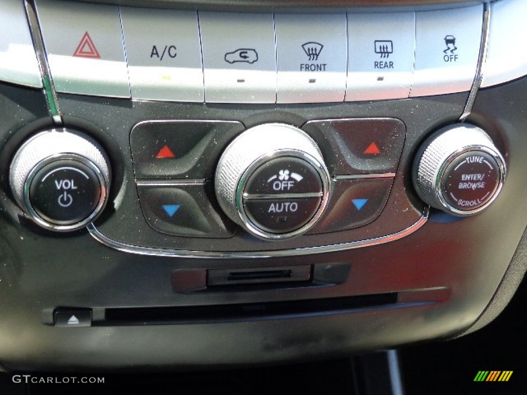 2011 Dodge Journey Crew Controls Photo #81154602