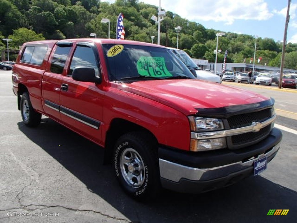 2004 Silverado 1500 LS Extended Cab 4x4 - Victory Red / Medium Gray photo #2