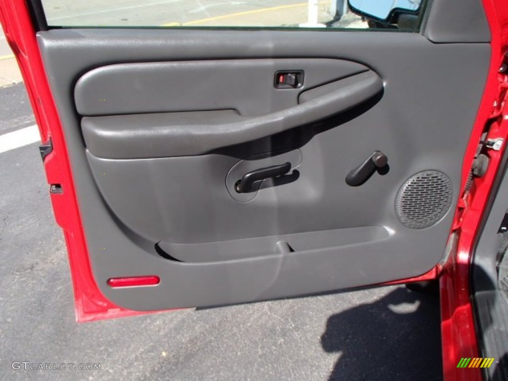 2004 Silverado 1500 LS Extended Cab 4x4 - Victory Red / Medium Gray photo #12