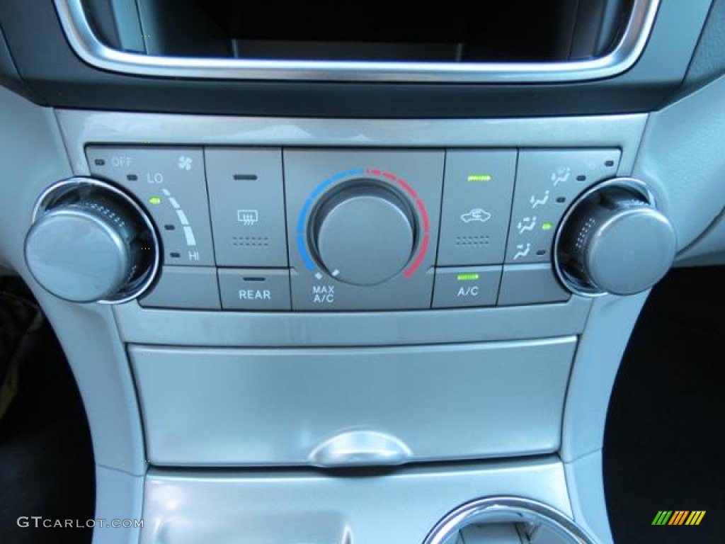 2013 Highlander  - Classic Silver Metallic / Ash photo #13