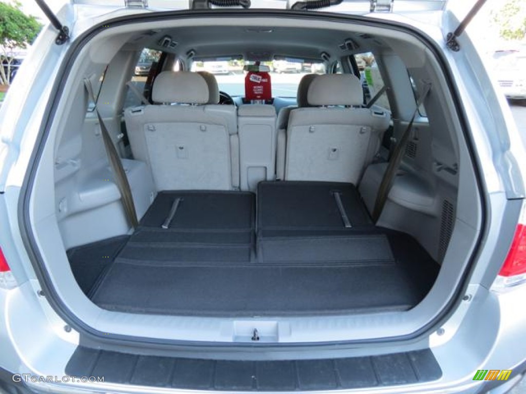 2013 Highlander  - Classic Silver Metallic / Ash photo #17