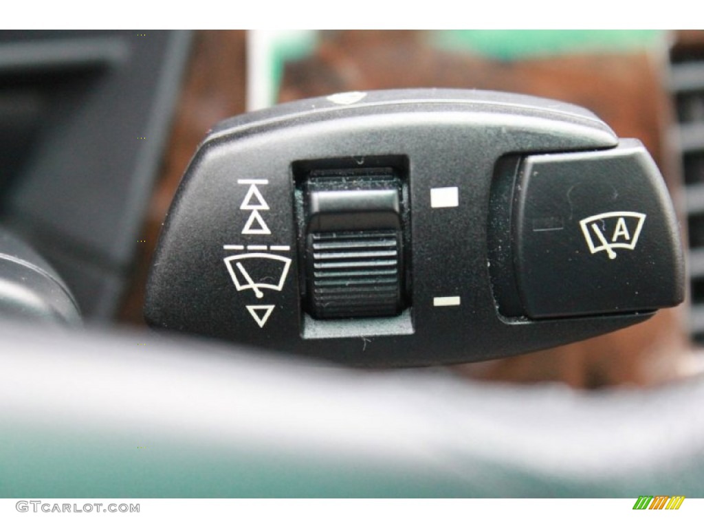 2007 BMW 5 Series 550i Sedan Controls Photo #81155823