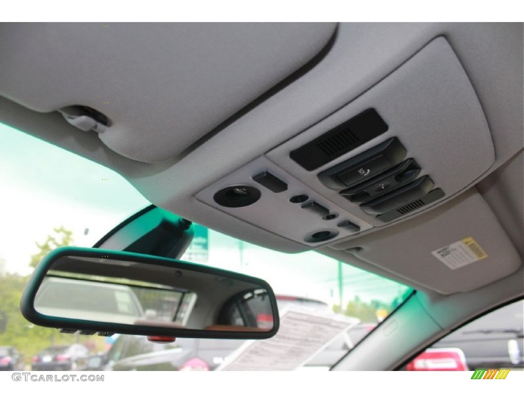 2007 BMW 5 Series 550i Sedan Controls Photo #81155861