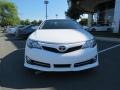 Super White - Camry SE Photo No. 2