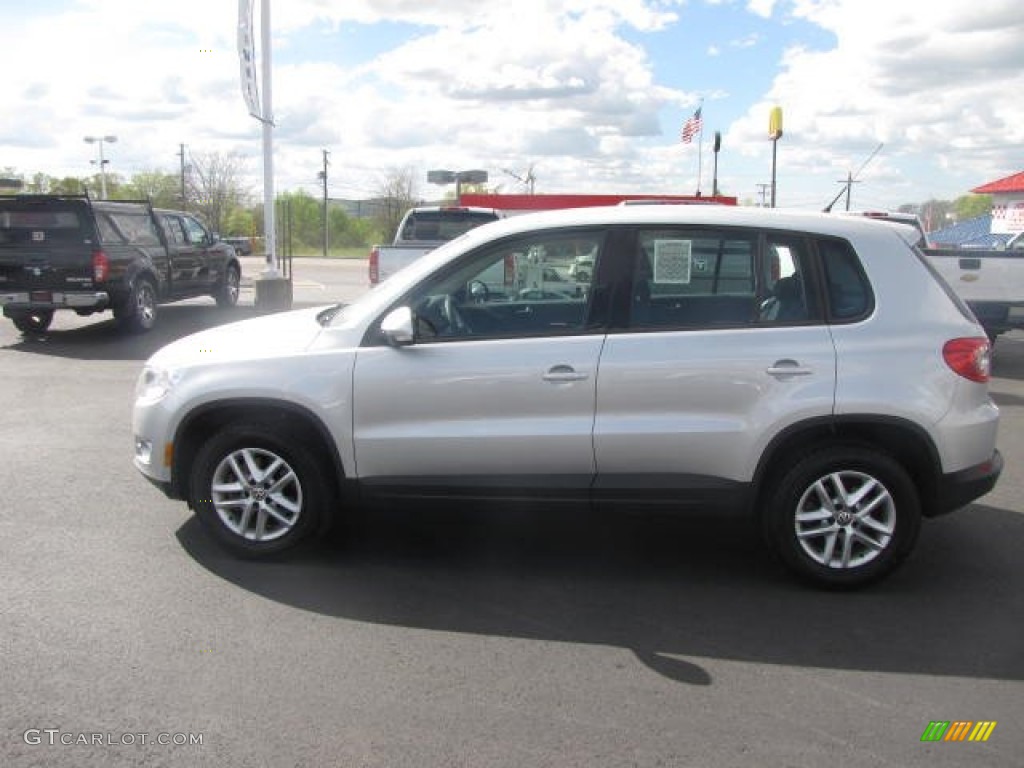 2011 Tiguan S - Reflex Silver Metallic / Charcoal photo #8