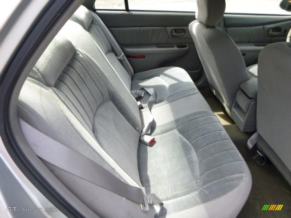 Medium Gray Interior 2004 Buick Century Standard Photo #81160428