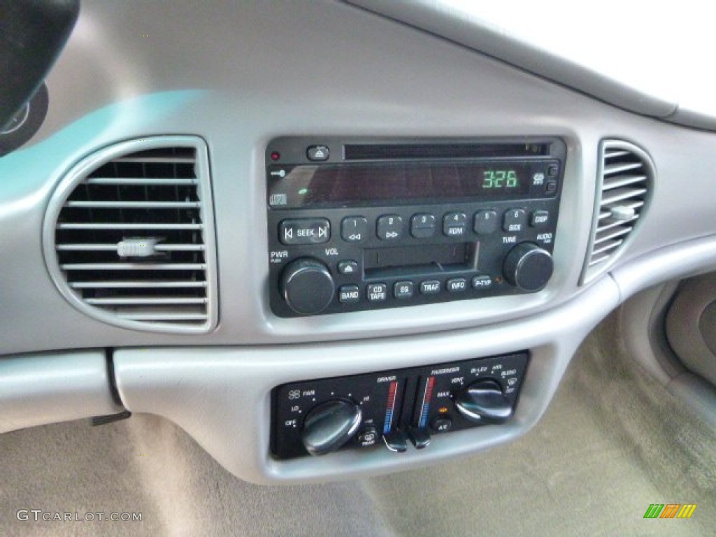 2004 Buick Century Standard Controls Photos