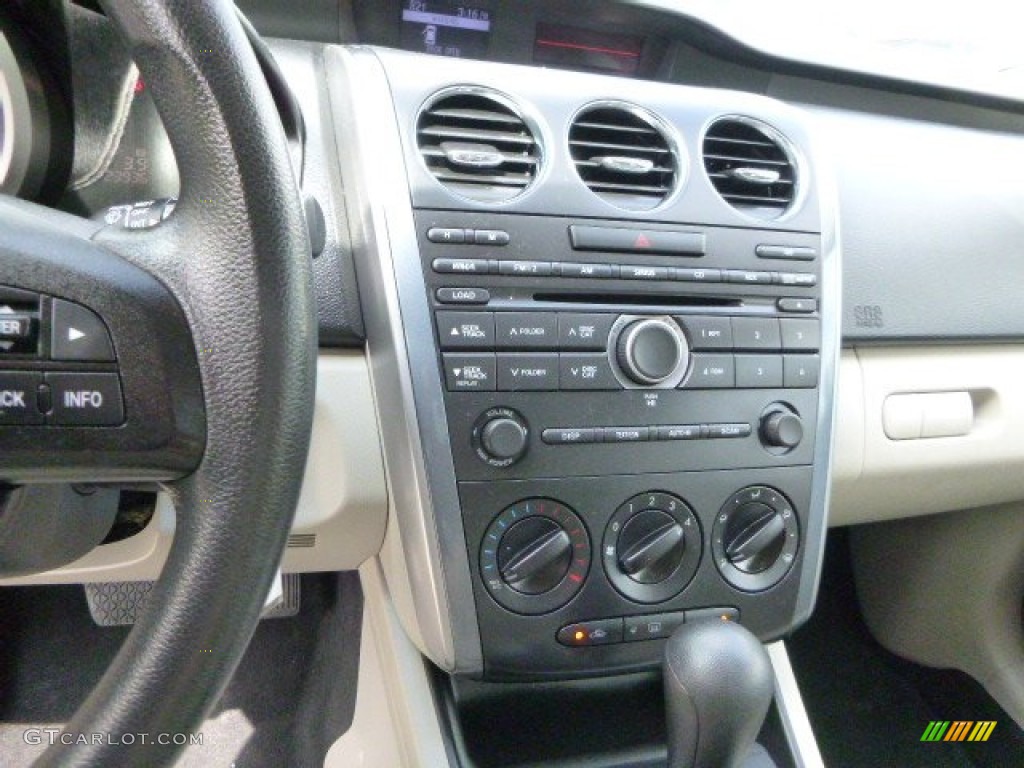 2010 Mazda CX-7 i Sport Controls Photo #81160931