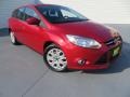 Red Candy Metallic - Focus SE 5-Door Photo No. 2