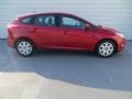 Red Candy Metallic - Focus SE 5-Door Photo No. 3