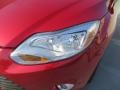 Red Candy Metallic - Focus SE 5-Door Photo No. 10