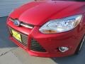 Red Candy Metallic - Focus SE 5-Door Photo No. 11