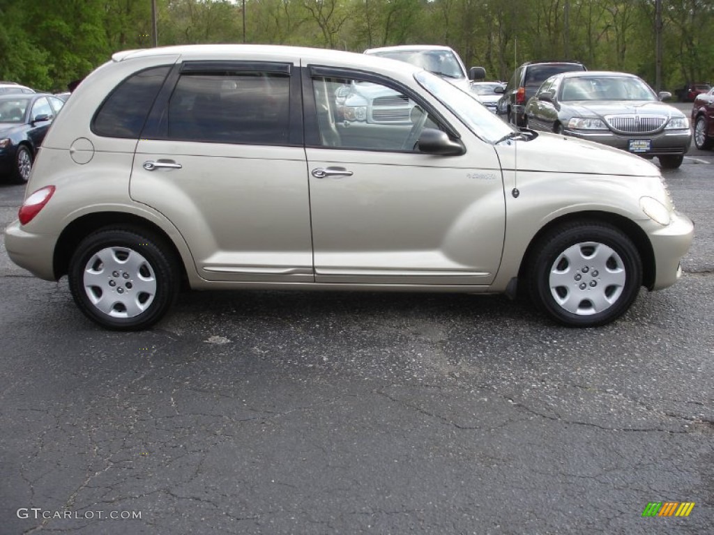2006 PT Cruiser Touring - Linen Gold Metallic Pearl / Pastel Pebble Beige photo #7