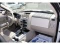 Oxford White - Mariner V6 4WD Photo No. 12