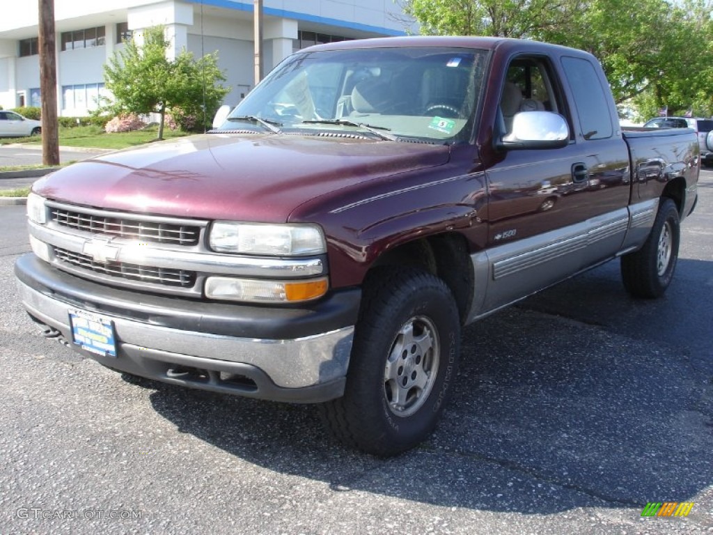 1999 Silverado 1500 Z71 Extended Cab 4x4 - Dark Carmine Red Metallic / Medium Oak photo #1