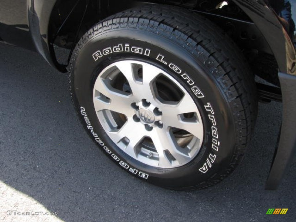 2012 Suzuki Equator Sport Crew Cab 4x4 Wheel Photos