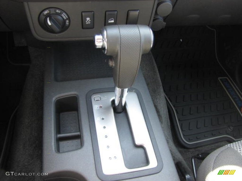 2012 Suzuki Equator Sport Crew Cab 4x4 5 Speed Automatic Transmission Photo #81163314