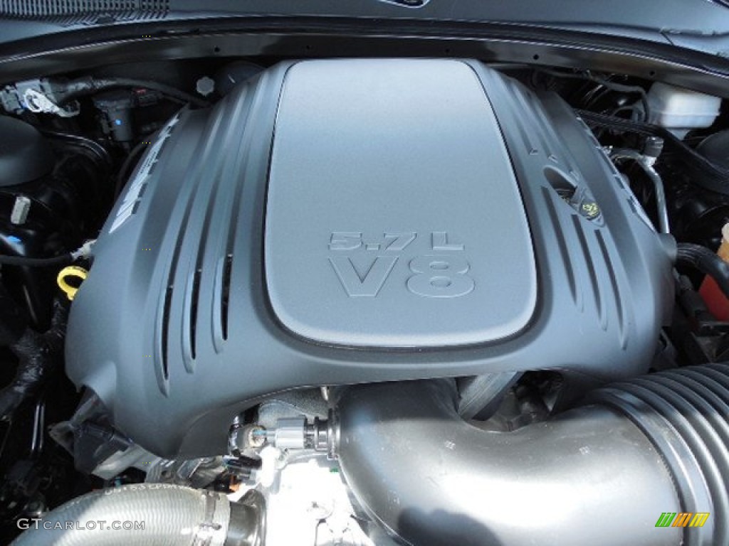 2012 Dodge Charger R/T Road and Track Engine Photos