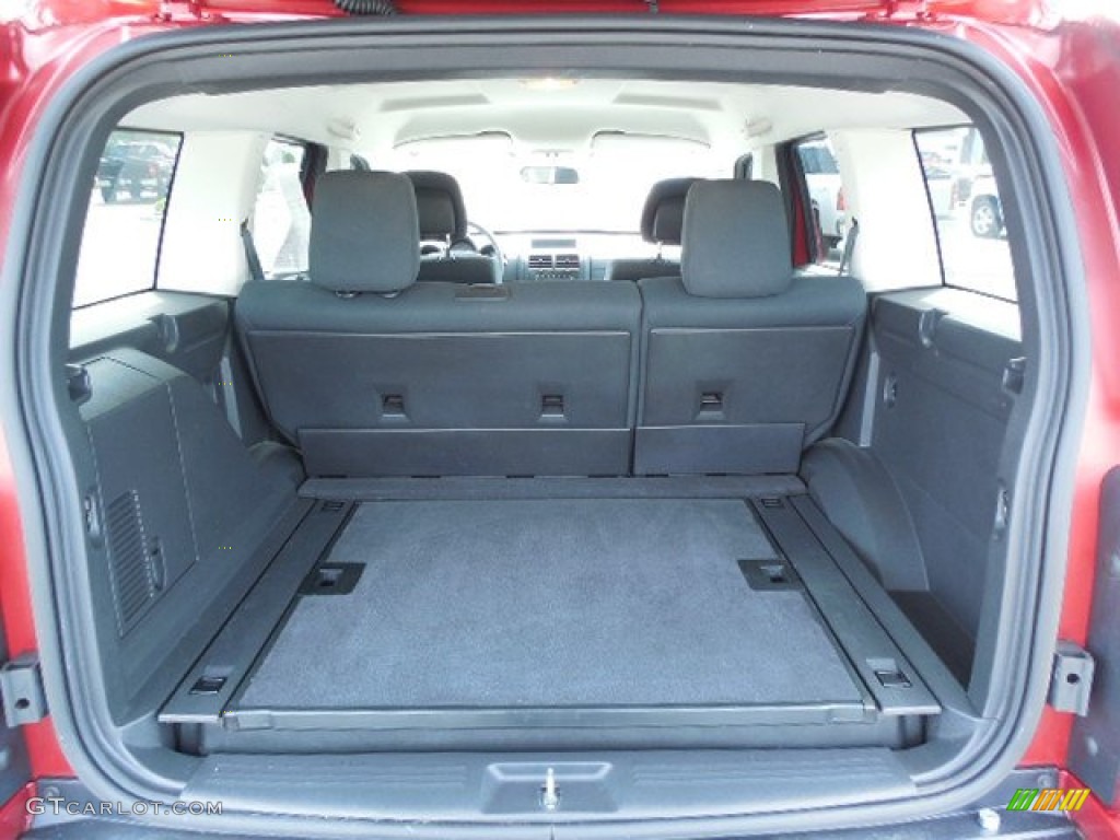2010 Dodge Nitro Heat Trunk Photos